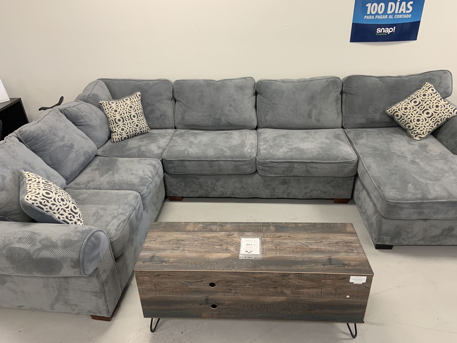 Brand New huge sectional