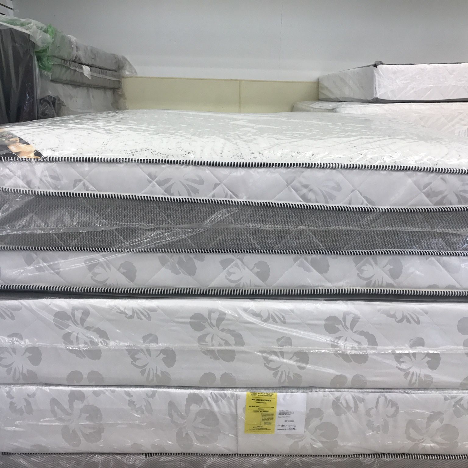 Double Euro Pillow Top Twin Full Queen Mattress And Box Spring In Plastic 