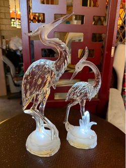 Crystal cranes figurines