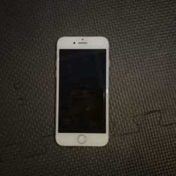 iPhone 7 Unlocked  32 G