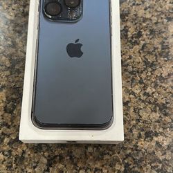 Apple 15 pro 256 gb like new 