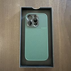 iPhone 16 Pro Moment Case