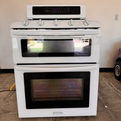 Kitchen Aid Gas Range And Double Oven 