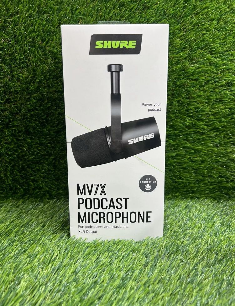 Shure MV7X XLR Podcast Microphone XLR Output
