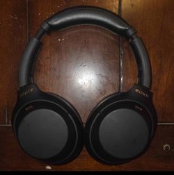 Sony 1000xm headphones
