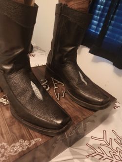 Botas