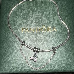 Pandora Bracelt With Charm Safety Lock 
