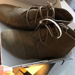 Olive Booties