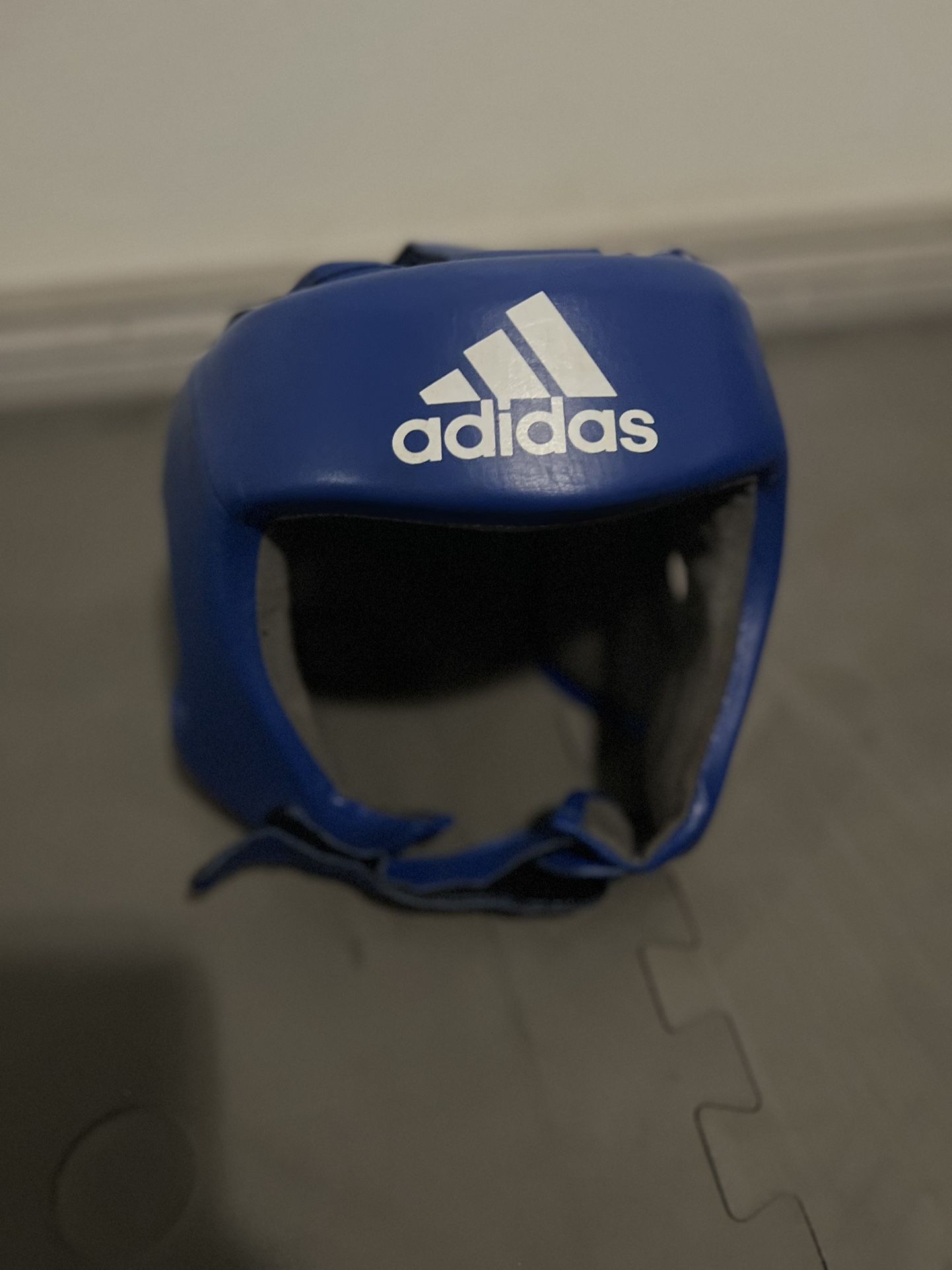 Adidas competitive boxing Heardgear