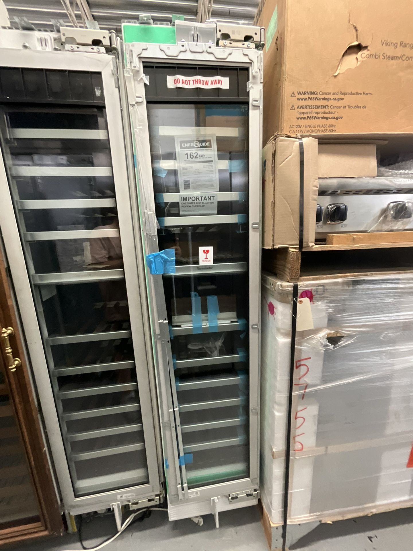 Thermador 18” Built-In Wine Cooler – Model T18IW905SP NEW – Factory Condition
