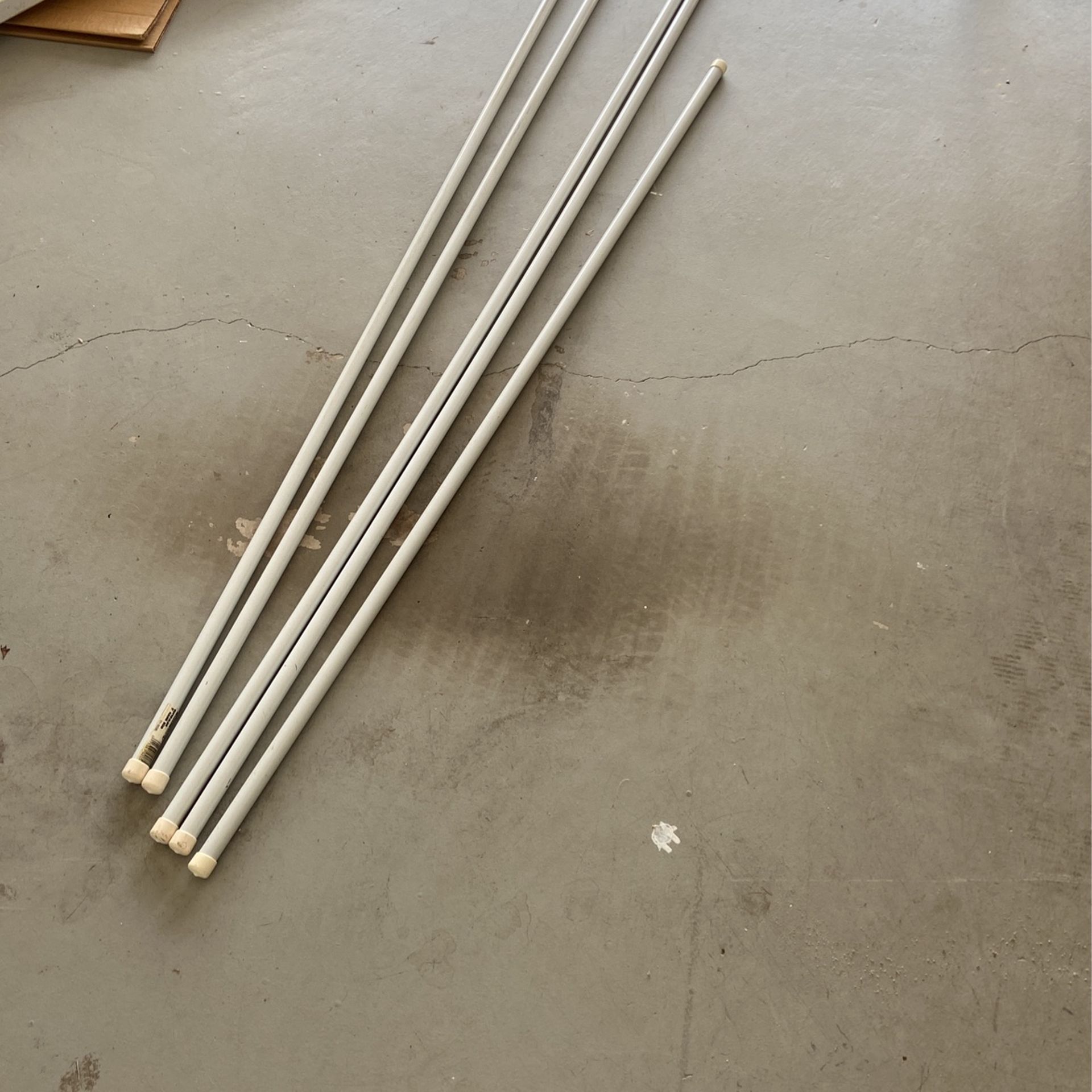 Closet maid Hanging Rods 4-73" And 1-53"