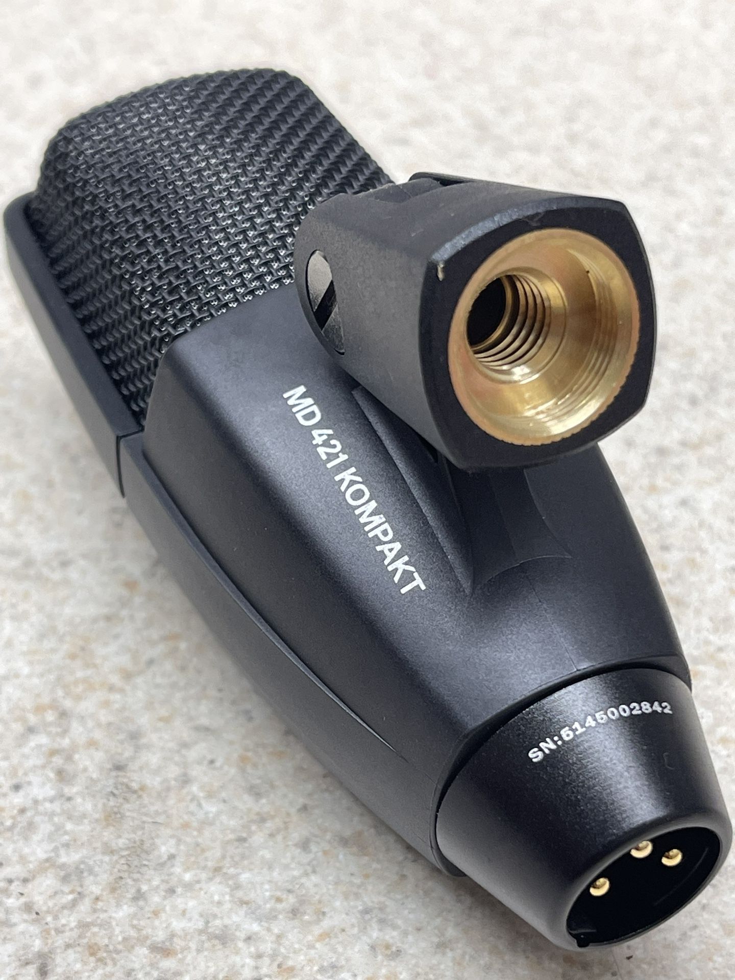 Sennheiser MD421 KOMPAKT Dynamic Microphone