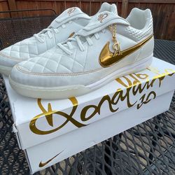 Nike tiempo Ronaldinho touch of gold indoor shoes size 10.5