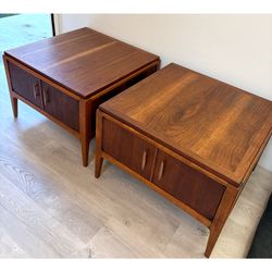 Lane mid century modern pair of oversized | side or end tables | nightstands | coffee table