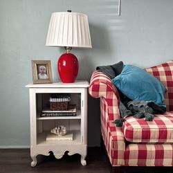 Refinished Nightstand/shelf/end Table