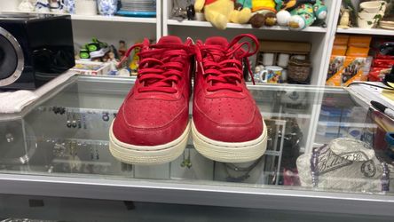 Size 11. Red/White Mens Nike Low Top Sneakers