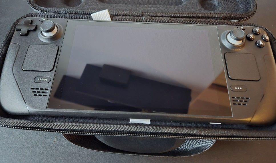 Steam Deck 1TB w/ Case & Charger