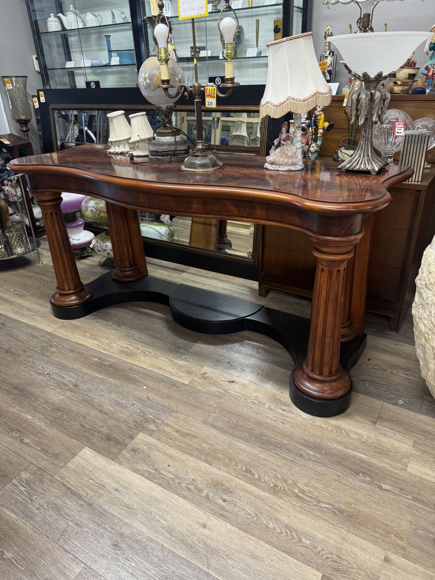 Beautiful Ralph Lauren Neoclassical Flame Mahogany Console Entry Table - 72” x 23” x 35” - Retail over $3500.