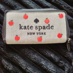 Kate Spade Apple Toss Wallet