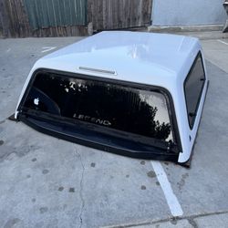 Leer 100R Whit Side Windoors Ford F 150 Super Crew 5’5” 