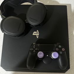 PS4 Pro (with SteelSeries Headset)