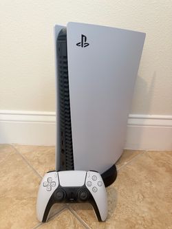 Sony PS5 Disc Edition 825GB + Controller – Excellent Condition