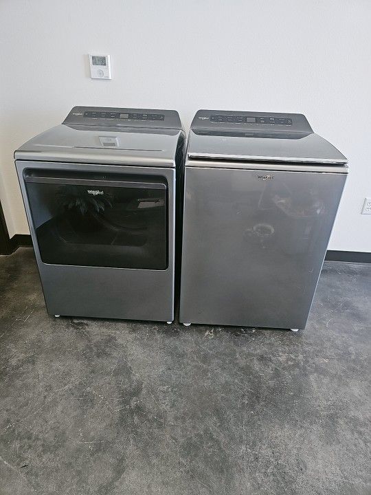 Whirlpool Washer Dryer Set