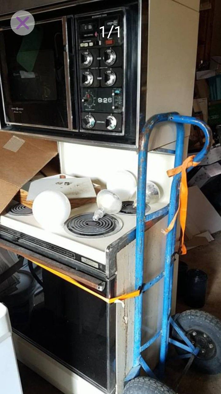 Vintage Stove Microwave And Hood Combo