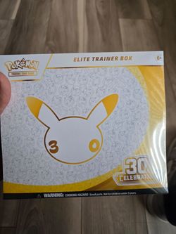 Pokemon 30th anniversary Etb