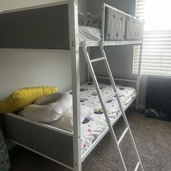 Bunkbed 🚨 