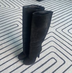 Gucci Suede Boots