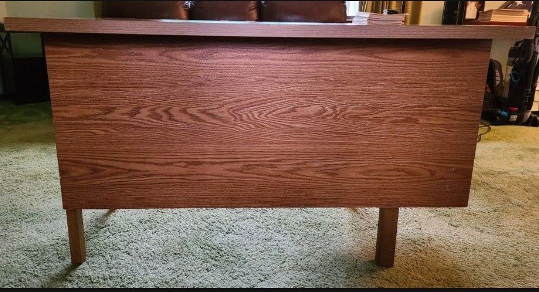 Desk/Work Table