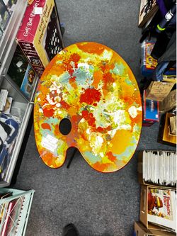 Painters pallet table