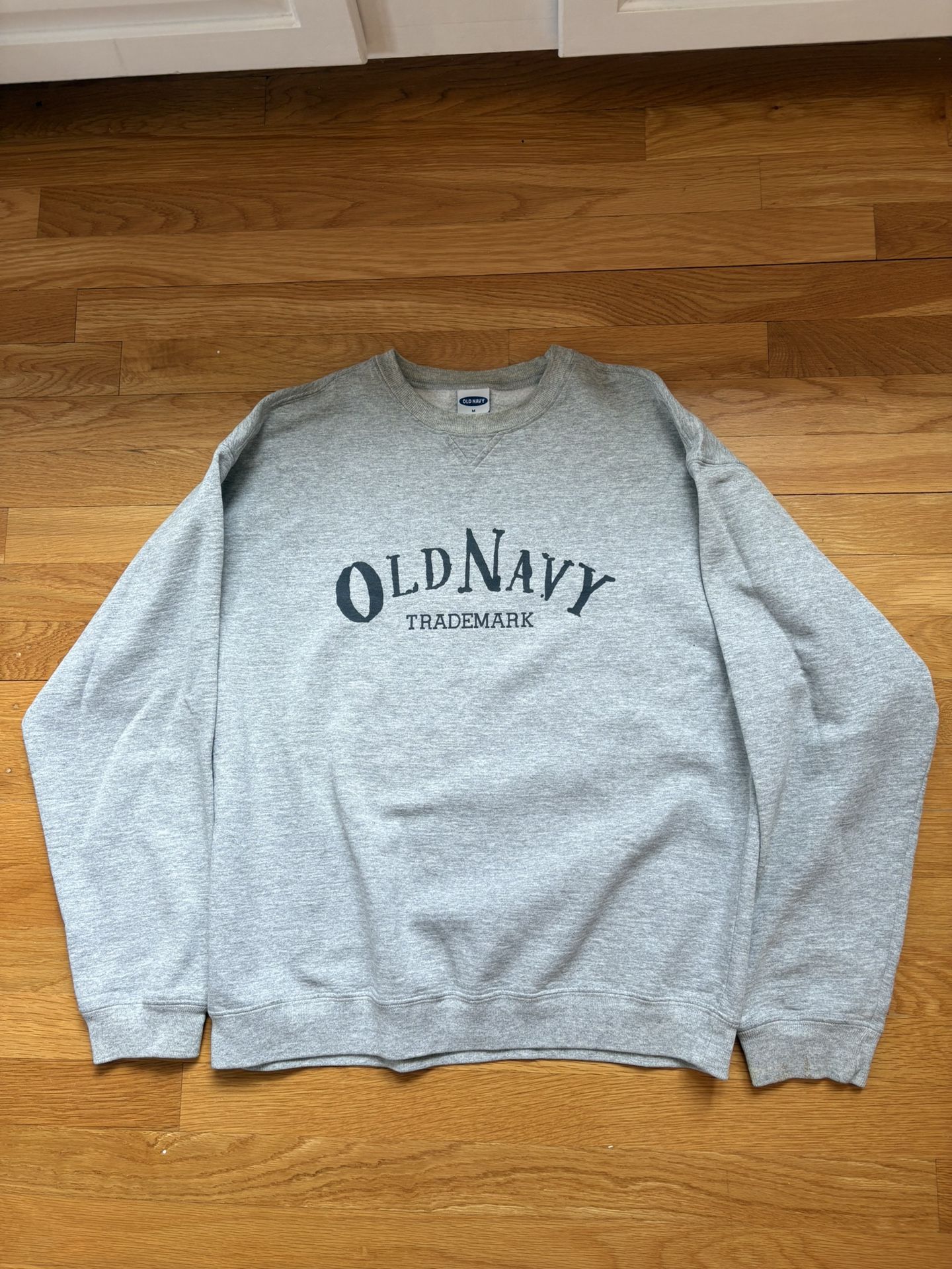 Quality Old Navy Light Grey Crewneck