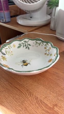 Plant pattern tea cup and plate like bowl