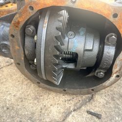 GM 4-11 Posi Rear End