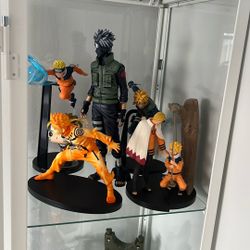 selling anime figures 