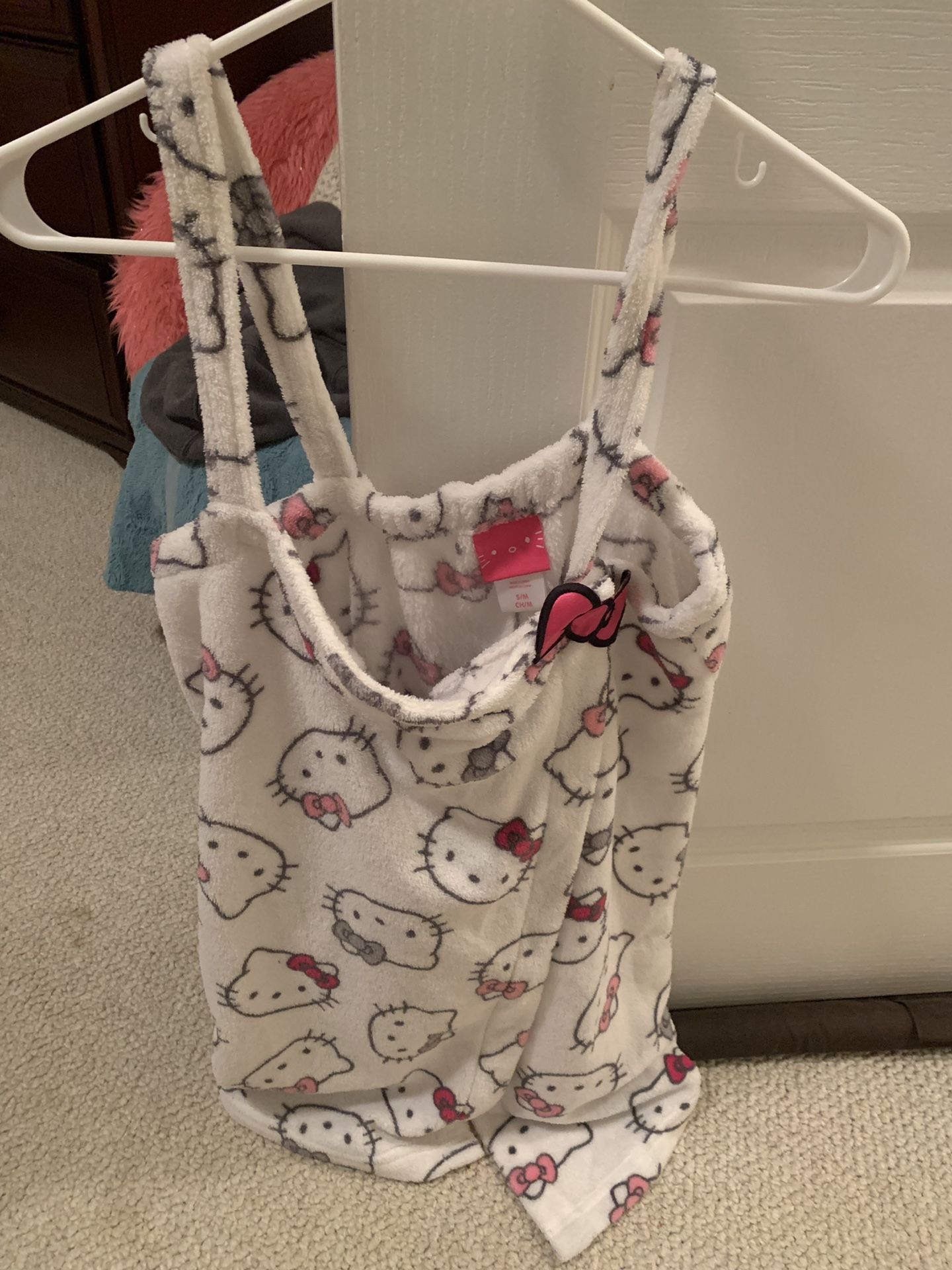 Hello kitty robe