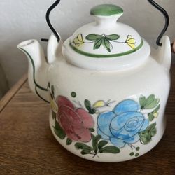 Adorable Brand New Vintage Tea Pot Made In Japan 