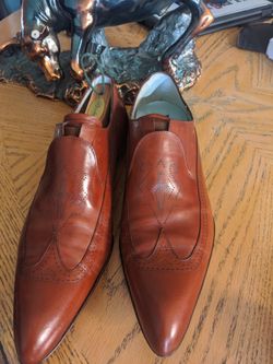 Cesare Paciotti Size 8 Made Italy