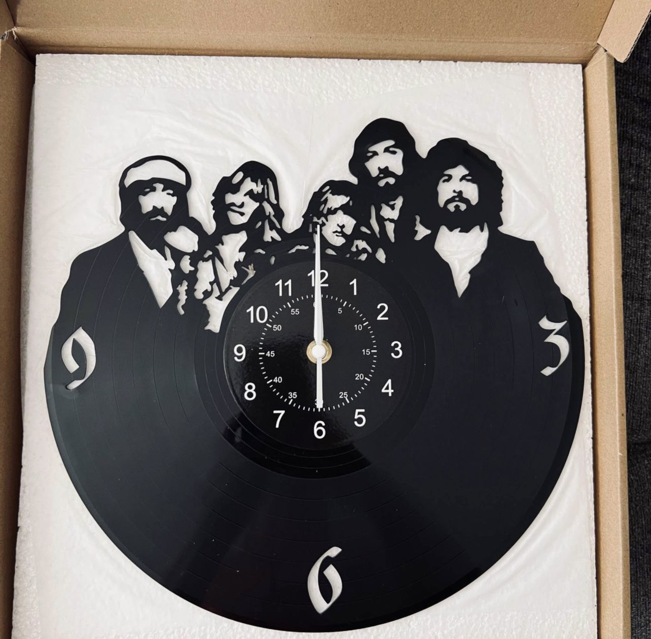 🎶 New! Fleetwood Mac Real Vinyl Record Die Cut 11.8 X 11.8 Silent Wall Clock Band Silloutte