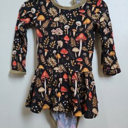 12-18m Autumn Moon
Toadstool Tales Skirted Bodysuit