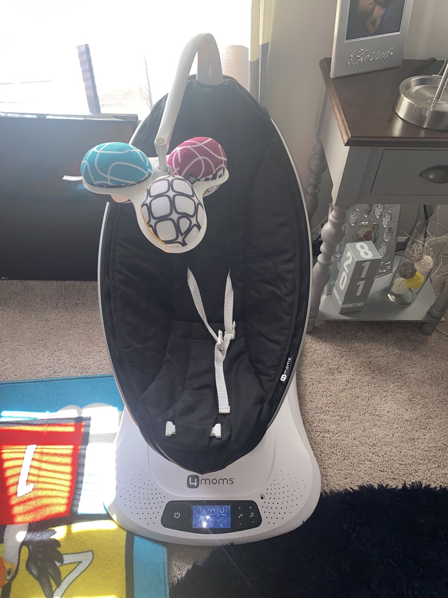 mamaRoo4 infant seat