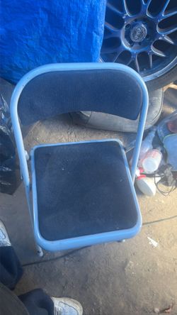 Foldable chair 15$