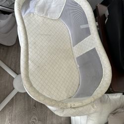 Baby Crib 