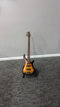 5 String Ibanez Soundgear