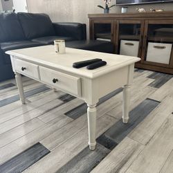 Coffee Table w/ End Tables