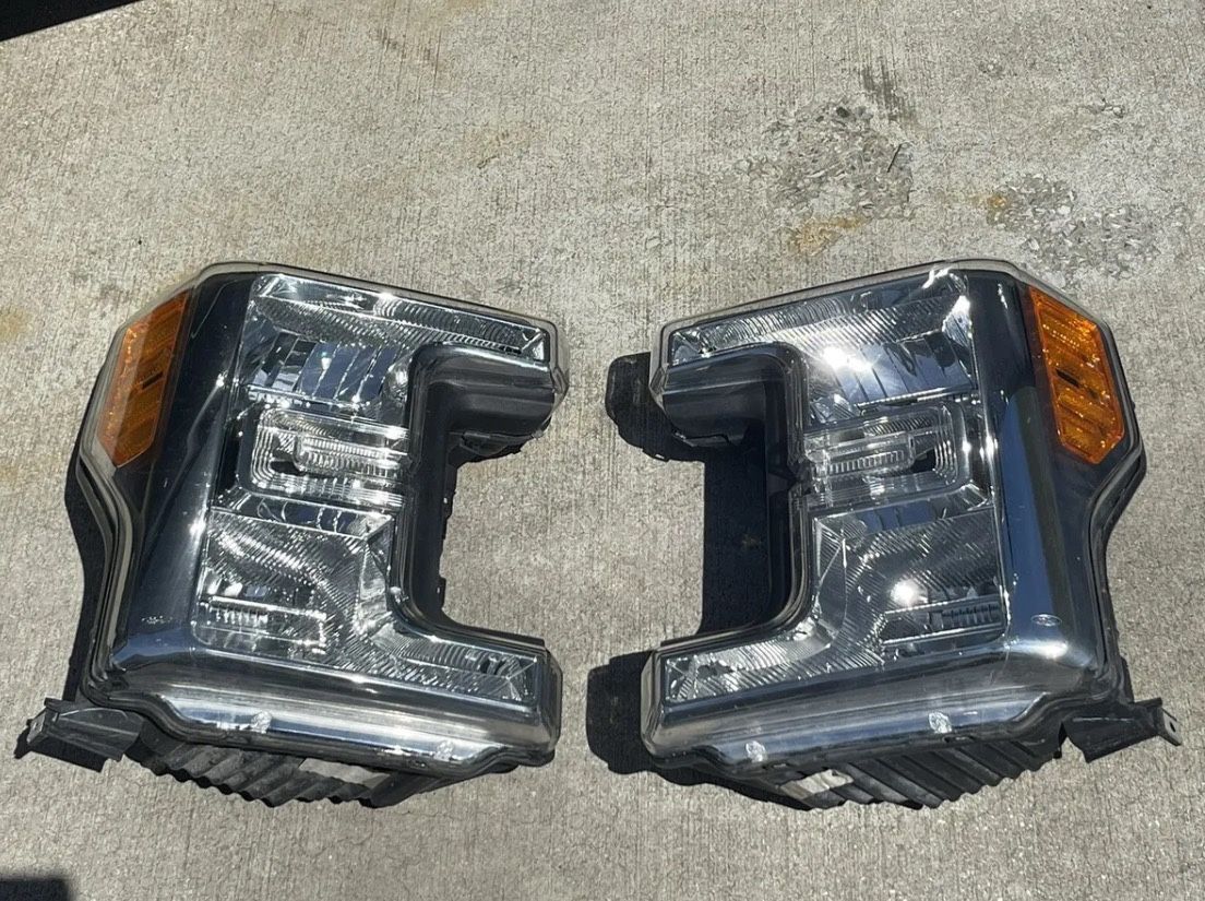 17-19 Ford Superduty OEM Headlights