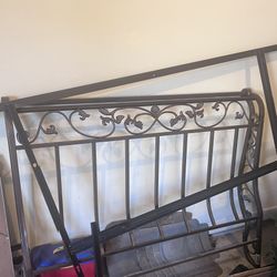 Queen Metal Bed