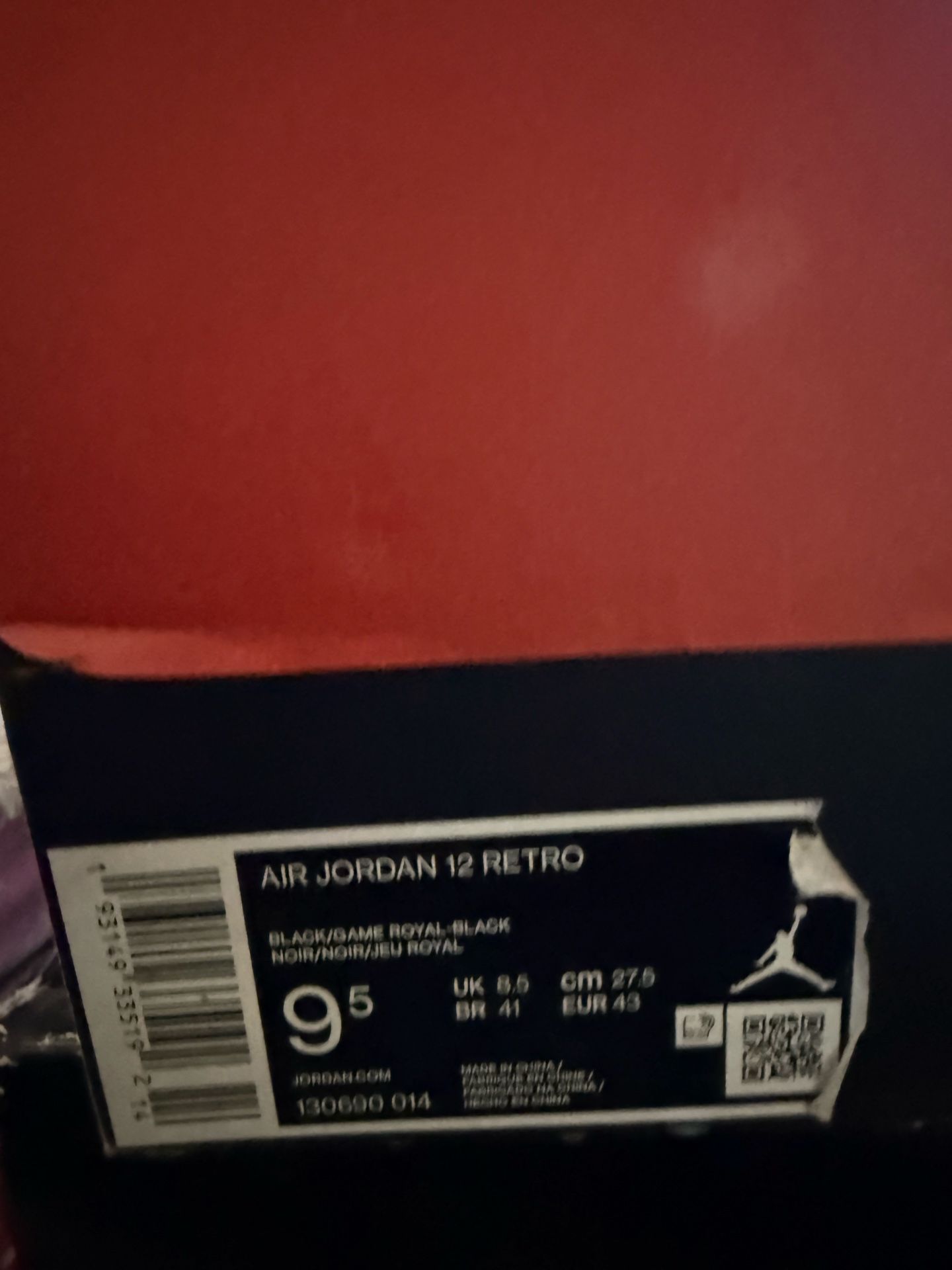 Jordan 12s royal blue size 9.5